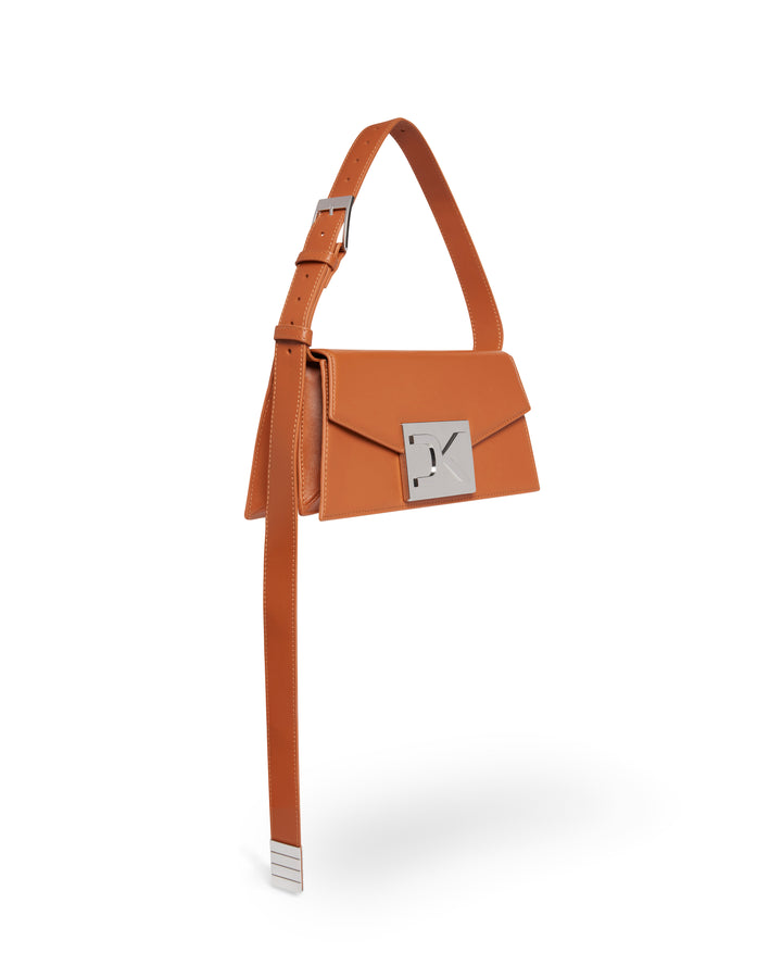 DK CITY BAG IN COGNAC
