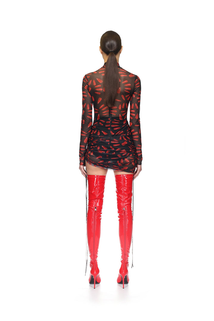 PATENT LEATHER THIGH HIGH BOOTS IN RED