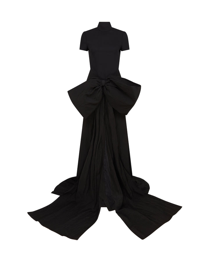 OVERSIZED BOW AND SHORT SLEEVE GOWN