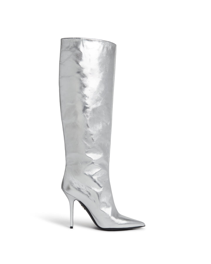 WIDE LEG KNEE HIGH BOOTS IN SILVER
