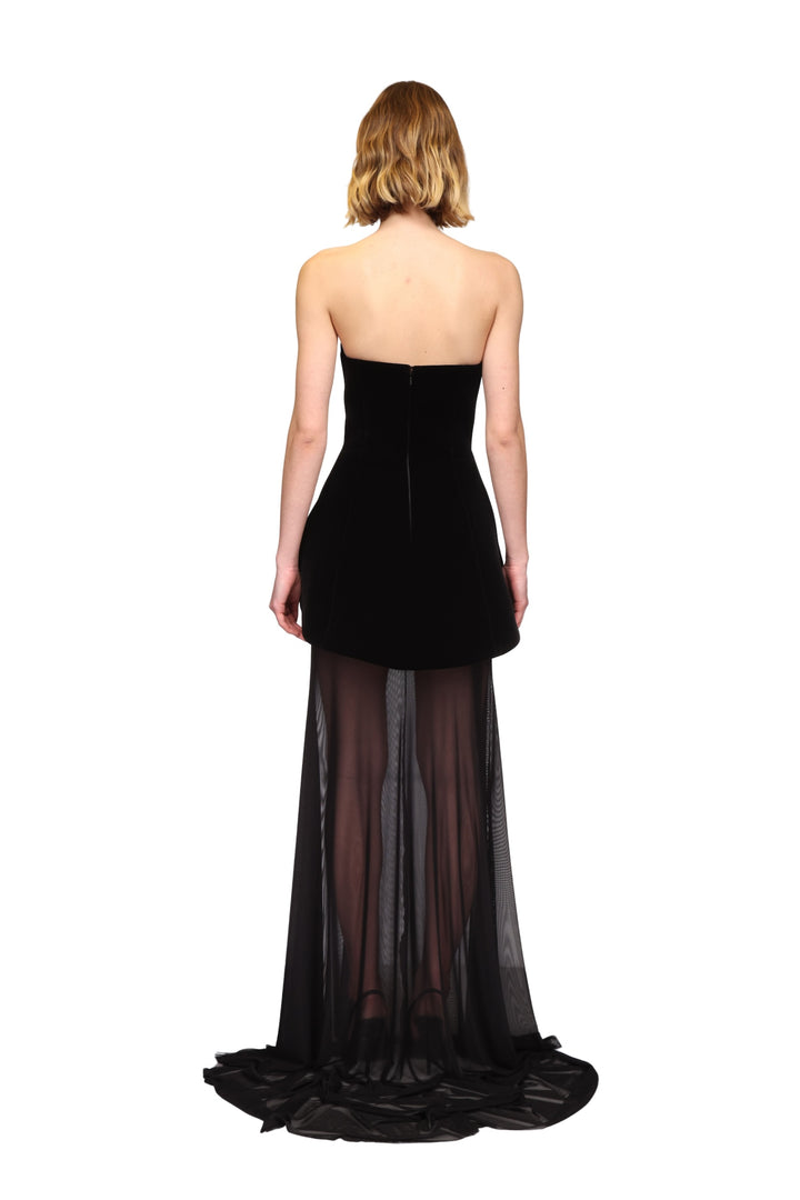 STRAPLESS CURVED HEM GOWN WITH MESH SKIRT