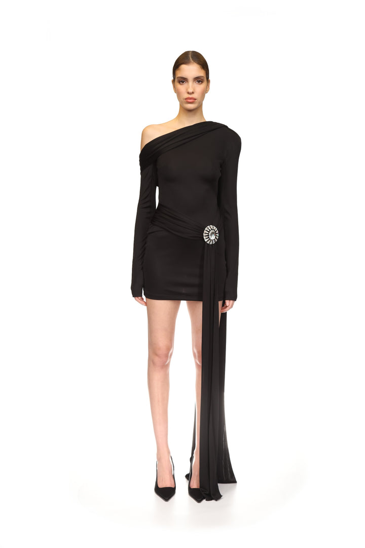 CRYSTAL BROOCH AND ONE SHOULDER MINI DRESS