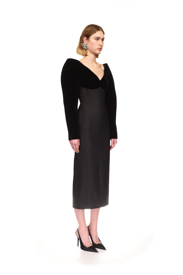 STRUCTURED SLEEVE MIDI DRESS
