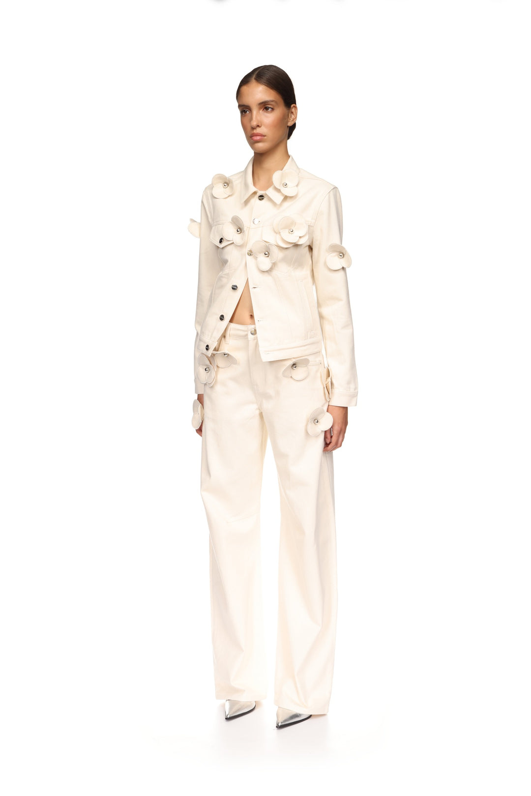 3D FLOWER DENIM JACKET IN ECRU