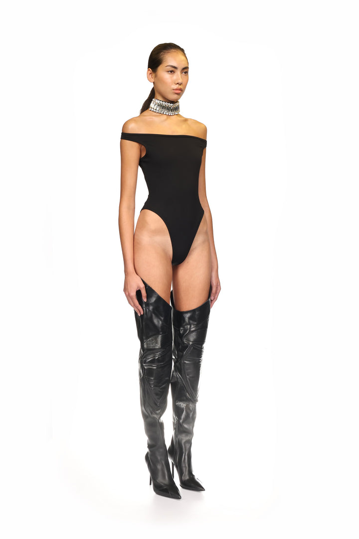 BLACK OFF-SHOULDER BODYSUIT