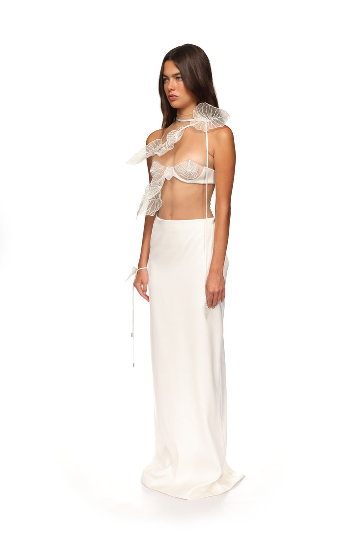 THREAD LEAF CLUSTER EMBROIDERED BODYSUIT