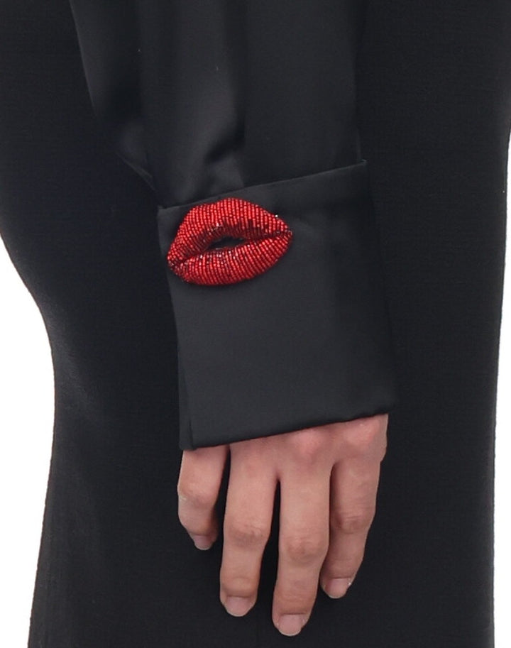 LIP EMBROIDERY SATIN SHIRT