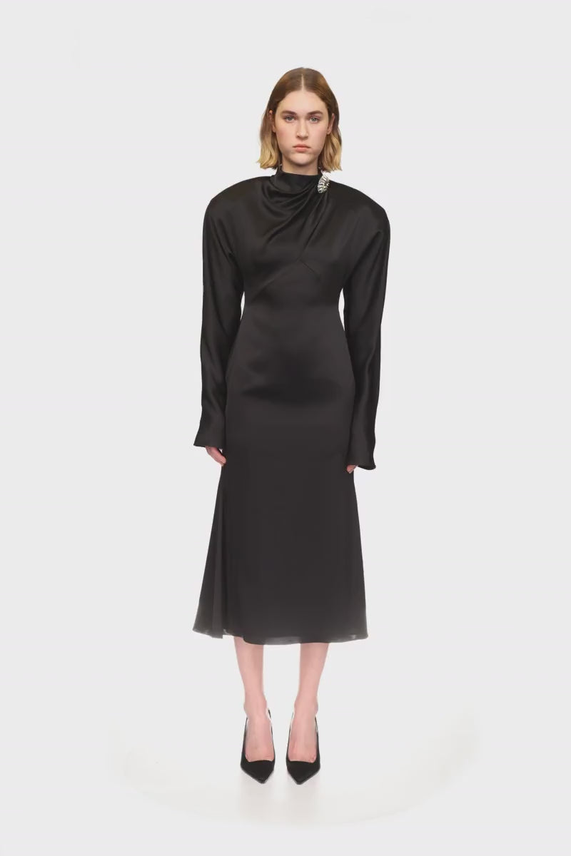 STRUCTURED SHOULDERS SATIN MIDI DRESS