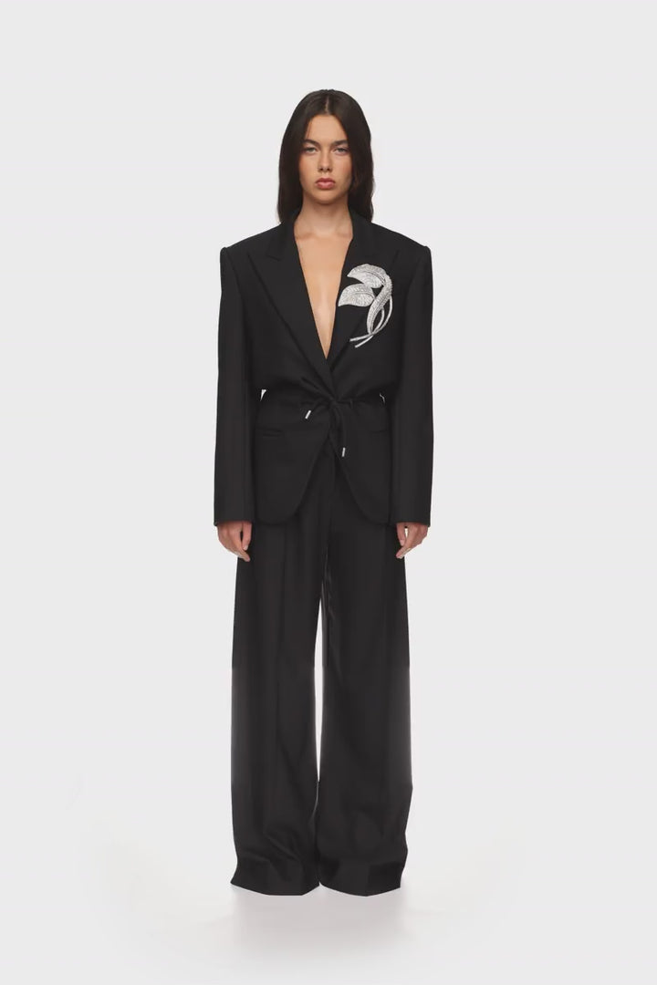 CRYSTAL LEAF TIE WAIST JACKET IN BLACK