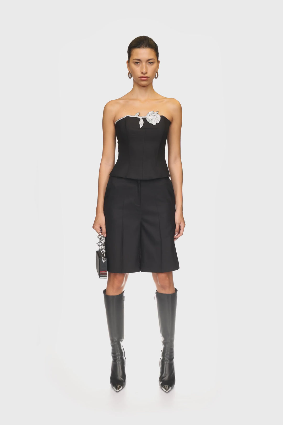 BLACK TAILORED SHORTS