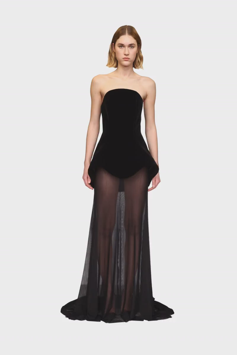 STRAPLESS CURVED HEM GOWN WITH MESH SKIRT